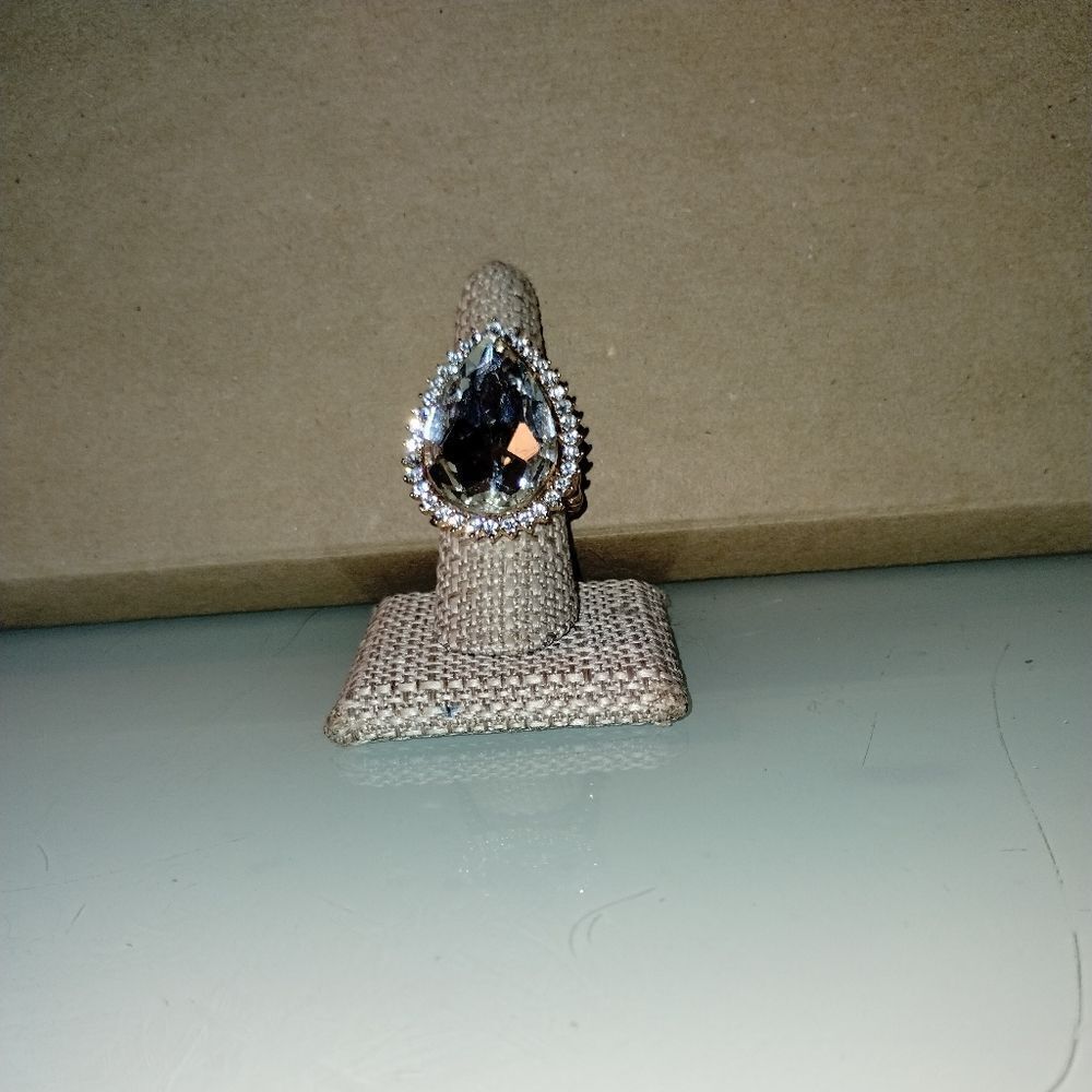 Crystal Pave Trim Teardrop Gold tone Stretch Ring - Picture 3 of 11